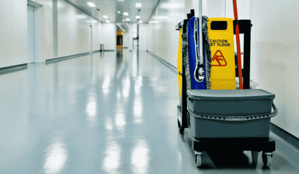 Specialized Cleaning Tools in Hospital Setting