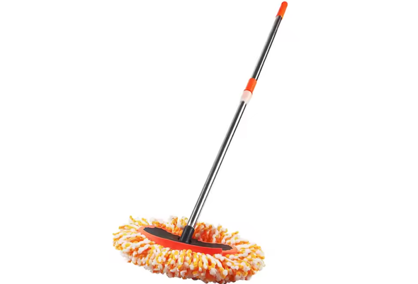 Extendable spin mop handle